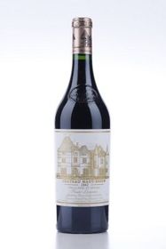 france-bordeaux-wine-château-haut-brion-2002